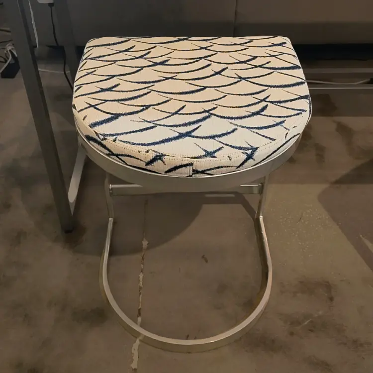 JOHNSTON CASUAL - Austin Counterstool set of 2 - CLEARANCE - Image 2