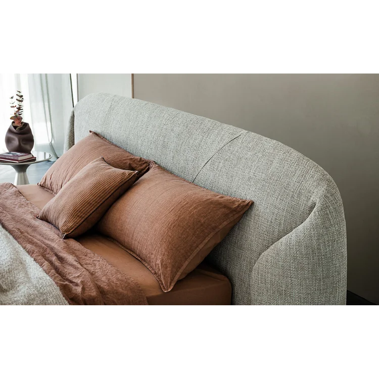 CATTELAN ITALIA Richard Bed - Image 4