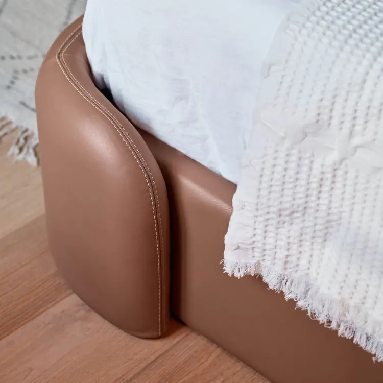 AMERICAN LEATHER Brinley Bed - Image 2
